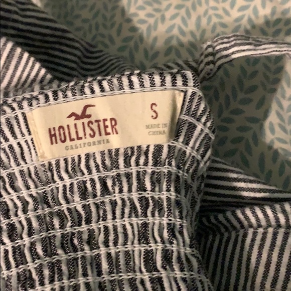 Hollister crop top - Picture 3 of 3